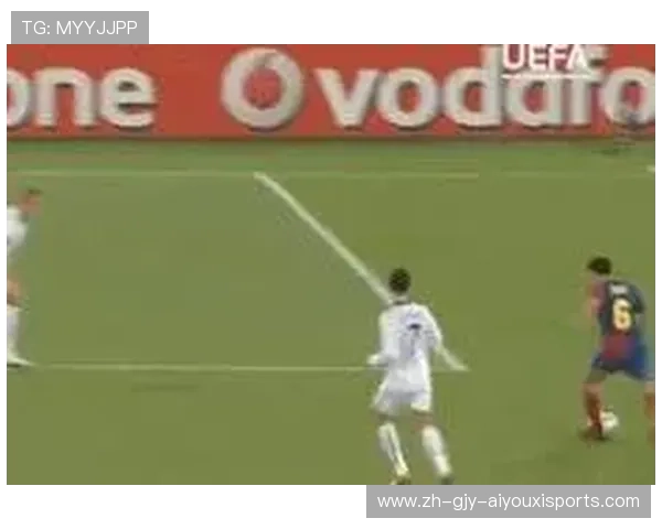 欧冠决赛中的经典头球瞬间盘点与战术分析 欧冠决赛中的经典头球瞬间盘点与战术分析